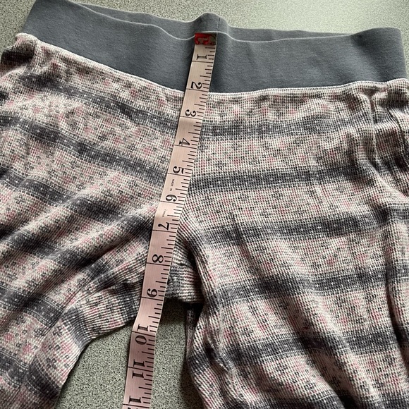 Victoria’s Secret Pink & Grey Thermal 2pc Pj Set Size Xs - Picture 9 of 10